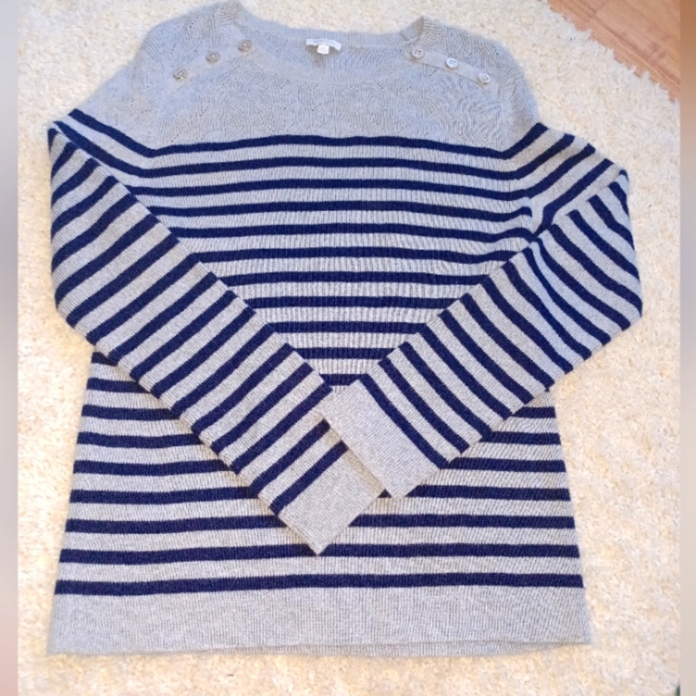Talbots Woman Sweater size M Gray